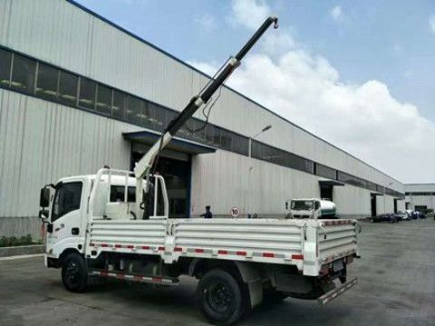 點擊查看詳細信息<br>標題：車載小吊機 閱讀次數：2067
