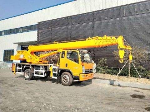 點擊查看詳細信息<br>標題：12噸凱馬汽車吊 閱讀次數：2122